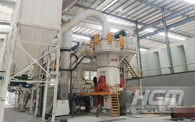 Máquina de procesamiento de polvo de bentonita - Molino de molienda súper grande HC